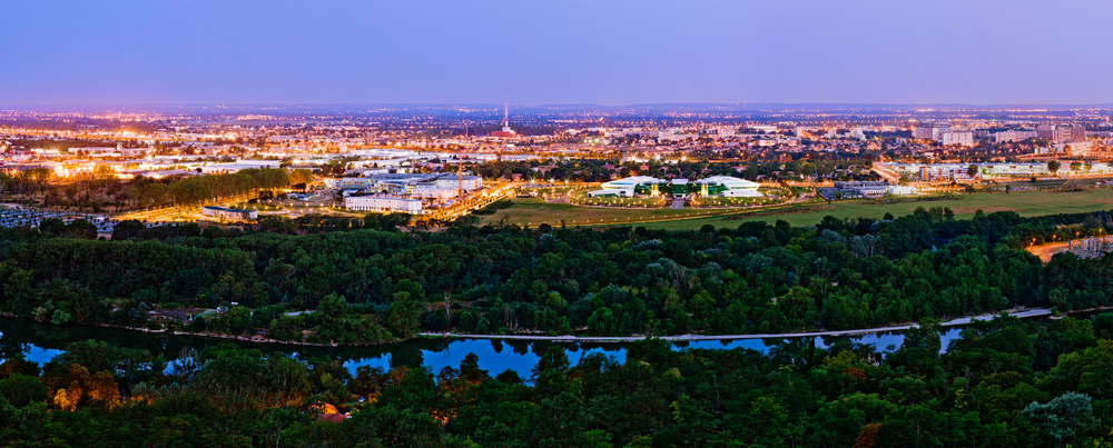 Vue de l'Oncopole depuis Pech David de nuit - ©Yuryev Pavel.jpg