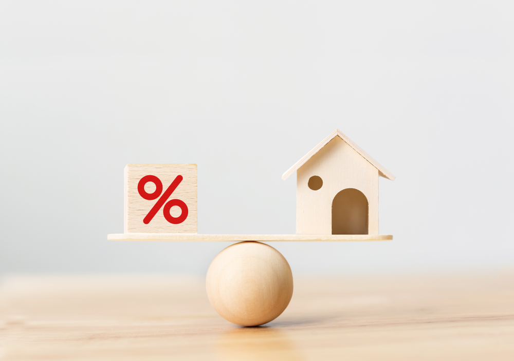 Illustration du concept de défiscalisation immobilière - ©Monster Ztudio - Shutterstock.jpg