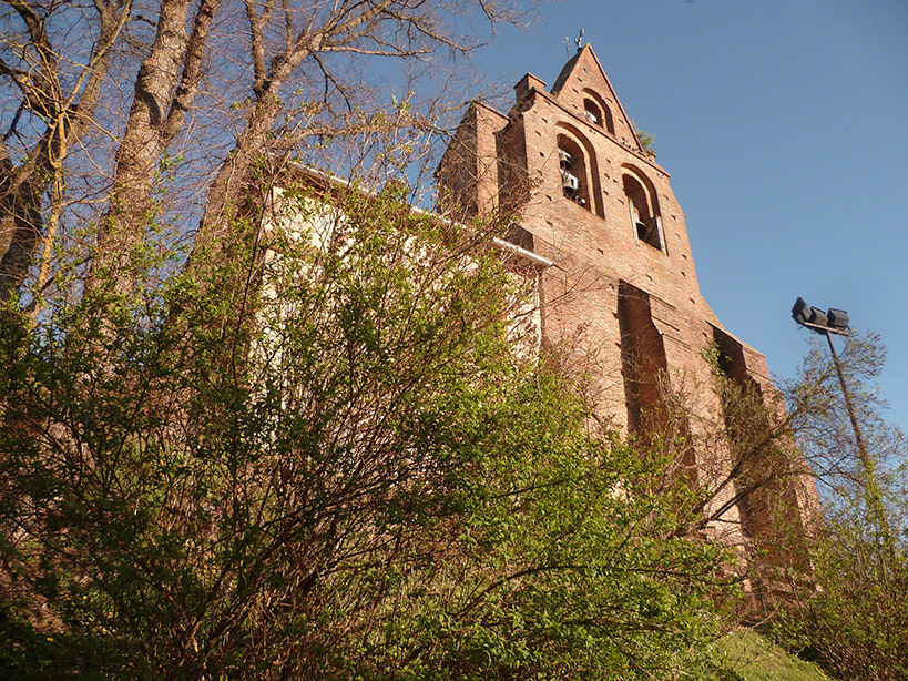 2560px-Cornebarrieu_-_Église_Saint-Clément_-_20110323_(1).jpg